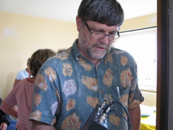 dm060810